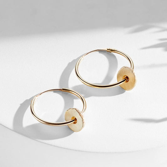 9ct gold hoop earings with circle charm