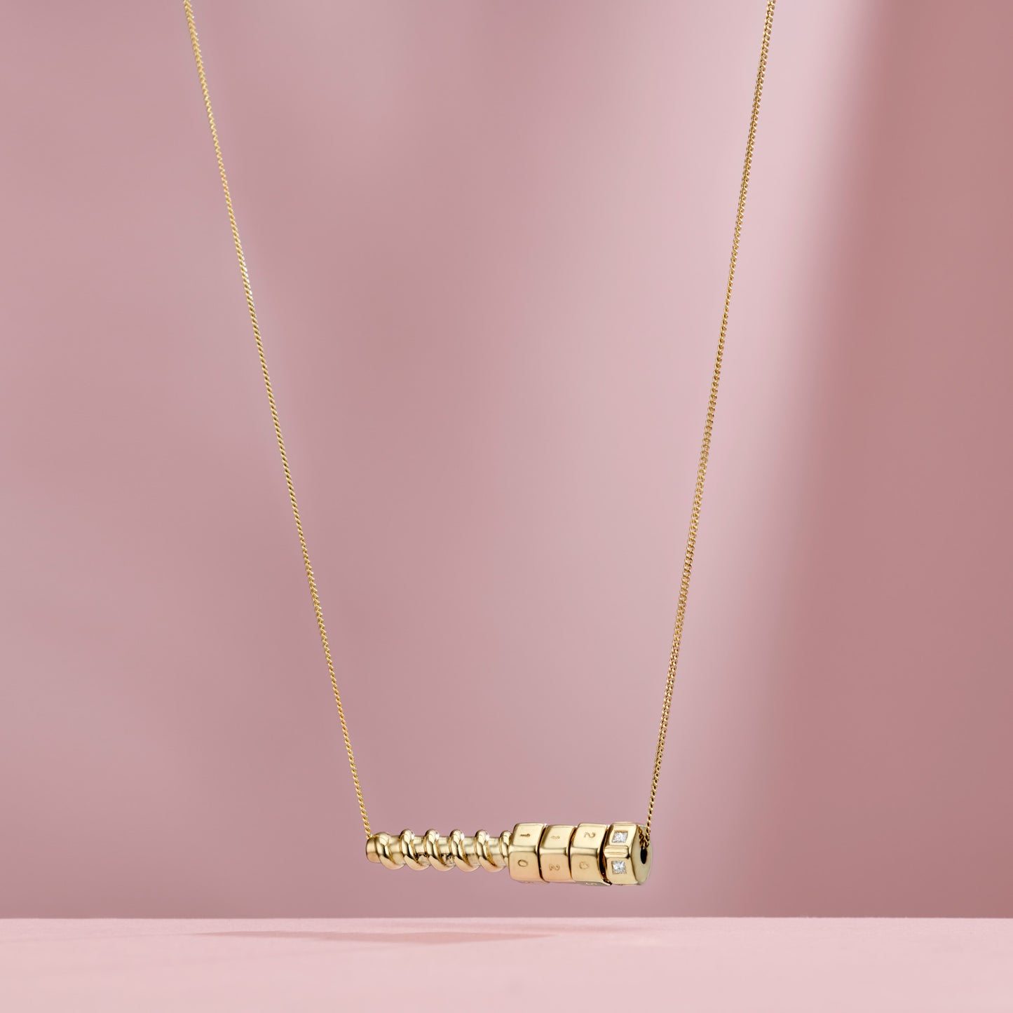 Solid 9ct Yellow Gold Nut & Bolt Family Necklace