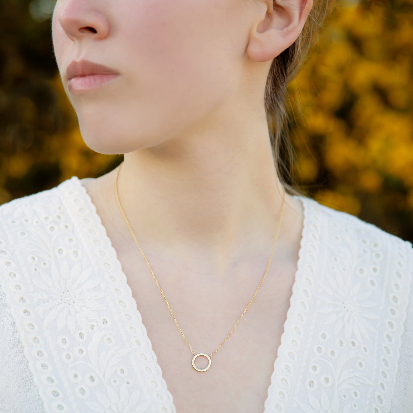 9ct Yellow Gold Circle Necklace