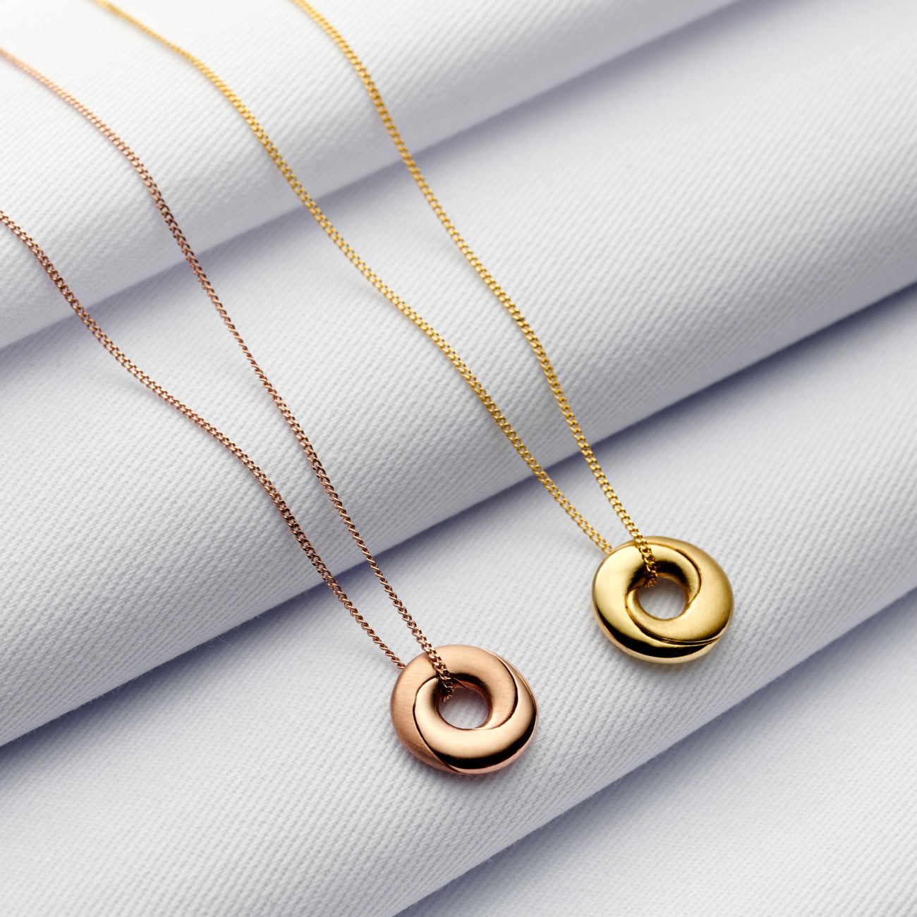 Mobius Infinity Personalised 9ct Gold Necklace