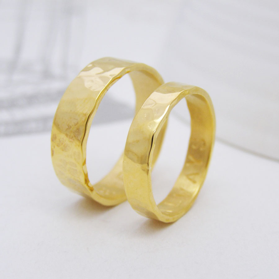 9ct Gold His & Hers Personalised Rings